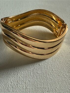 NEW Nordstrom Gold-Tone Layered Sculpted Cuff Bracelet
